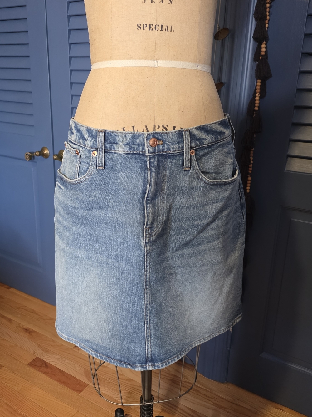 NWT J.Crew Re-Imagined Denim Mini Skirt in Light Sky Wash - Size 31